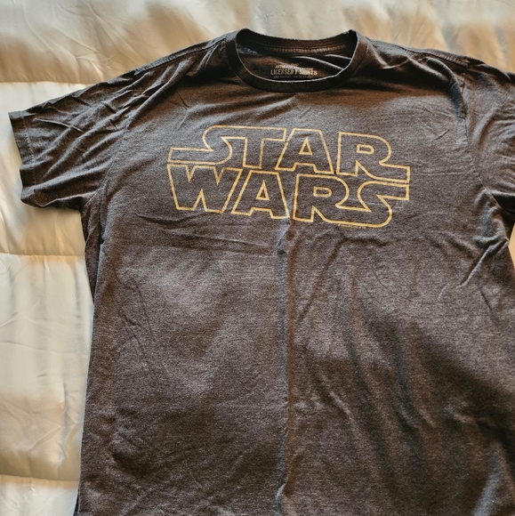 Mens XLarge Gap Star Wars t-shirt - Picture 1 of 3